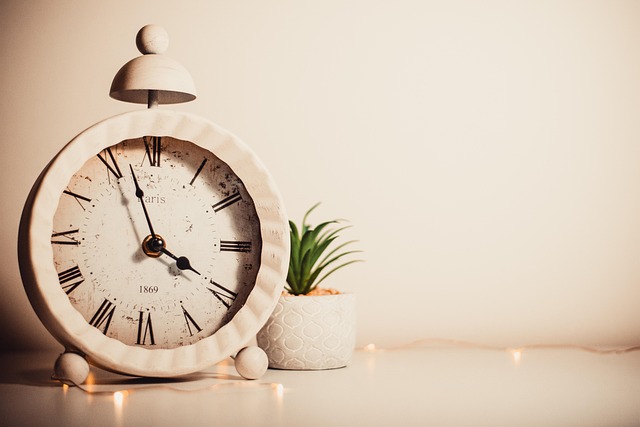 clock, full hd wallpaper, wallpaper 4k, time, the background, wallpaper, mac wallpaper, cool backgrounds, wallpaper hd, desktop backgrounds, laptop wallpaper, pictures, tips, 4k wallpaper, nostalgia, retro, 4k wallpaper 1920x1080, alarm, windows wallpaper, hours, free background, minutes, timepiece, free wallpaper, beautiful wallpaper, measure out, hd wallpaper, analog, photography - 4K 8K wallpaper background by Edyttka1388 | Pix8K