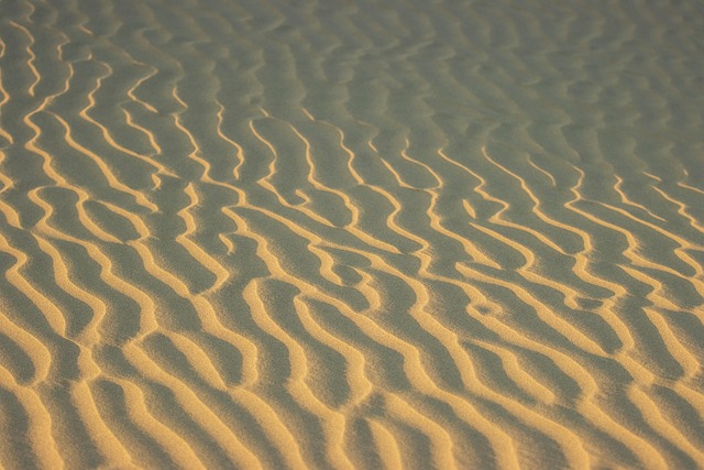 desert, windows wallpaper, 4k wallpaper 1920x1080, free wallpaper, full hd wallpaper, sand, dunes, shadow, hill, nature, nature wallpaper, travel, laptop wallpaper, background, mac wallpaper, beautiful nature, minimal, landscape, wallpaper 4k, canon photography, mostafa meraji, copy left, high quality, pixabay image, natural attraction, wallpaper hd, 4k wallpaper, tourist attractions, free background, desktop backgrounds, iran, beautiful wallpaper, nature background, dune, exploration, hd wallpaper, idea, creativity, ability, cool backgrounds, creation - 4K 8K wallpaper background by mostafa_meraji | Pix8K