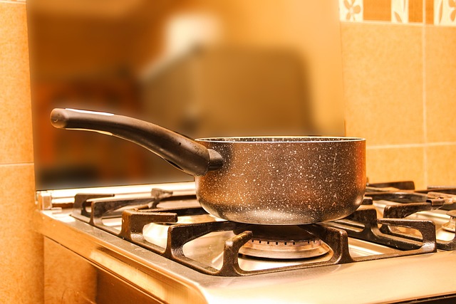 pan, cook, fire, boiling water, food, picture, free image, cook, boiling water, boiling water, boiling water, boiling water, boiling water - 4K 8K wallpaper background by Three-shots | Pix8K